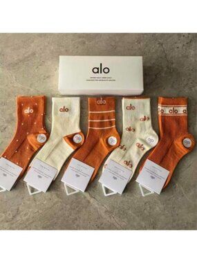 ALO Yoga Women's Half-Crew Socks 5-Pair Box Set Pastel Colors